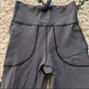 Lululemon Free Will High Waisted Jaquard Tight
